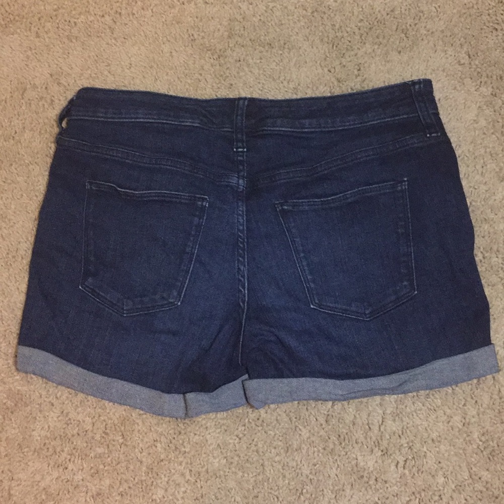 Universal Thread Ripped Shorts! - Picture 3 of 3